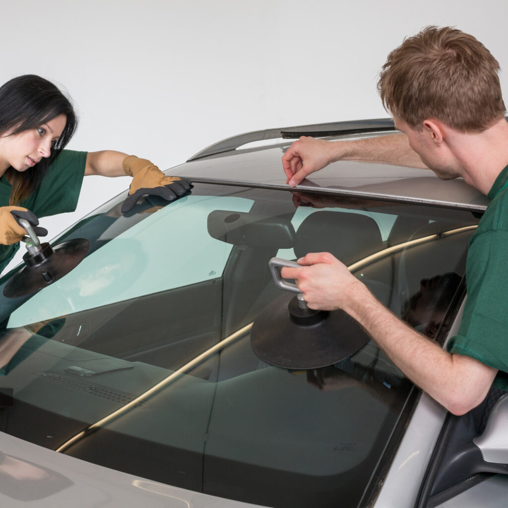 Automotive Door Glass in Welland ON